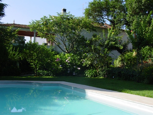 Imagen de la piscina del Hotel Rural Quinta De São Lourenço. Foto 15