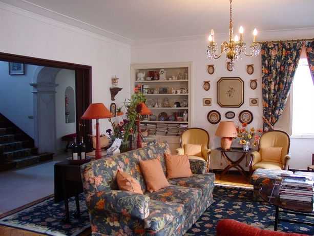 Imagen de los interiores del Hotel Rural Quinta De São Lourenço. Foto 13