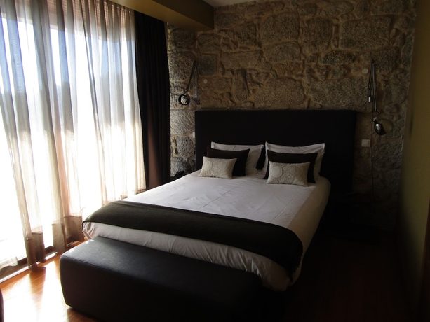 Imagen de la habitación del Hotel Rural Quinta Do Medronheiro. Foto 5