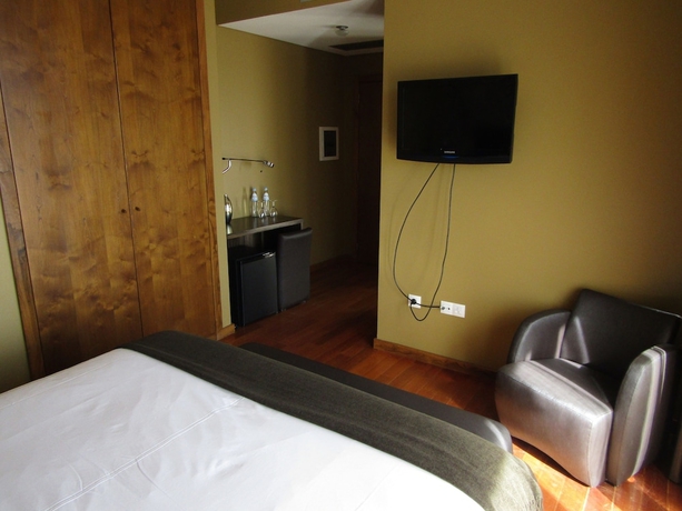 Imagen de la habitación del Hotel Rural Quinta Do Medronheiro. Foto 6