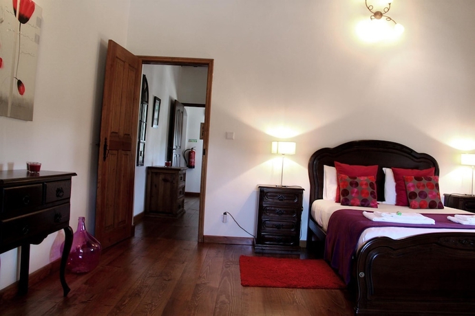 Imagen de la habitación del Hotel Rural Quinta Dos Ribeiros. Foto 15