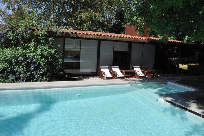 Imagen de la piscina del Hotel Rural Quinta da Ponte do Louro. Foto 20