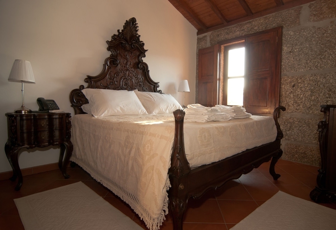 Imagen de la habitación del Hotel Rural Quinta do Outeiro. Foto 5