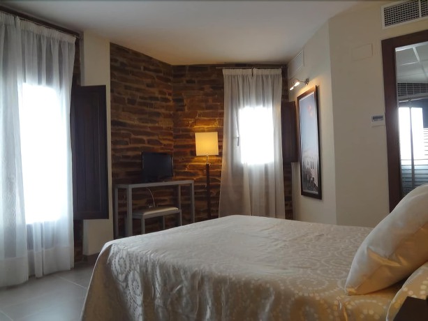 Imagen de la habitación del Hotel Rural Real de Poqueira. Foto 4