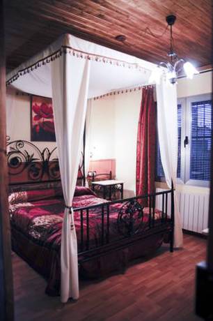 Imagen de la habitación del Hotel Rural Restaurante Los Rosales. Foto 16