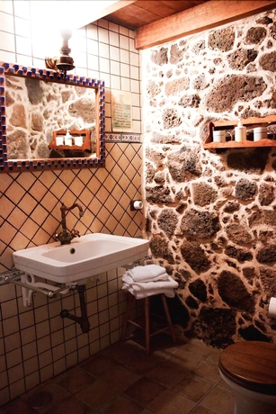 Imagen de la habitación del Hotel Rural Restaurante Mahoh. Foto 16