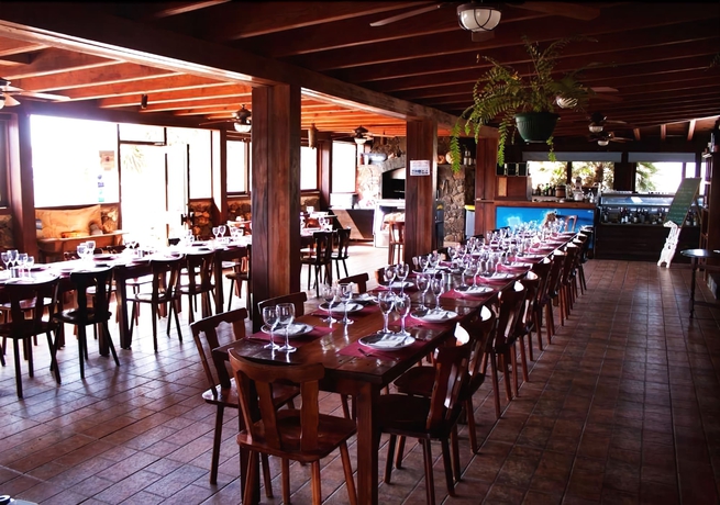 Imagen del bar/restaurante del Hotel Rural Restaurante Mahoh. Foto 13