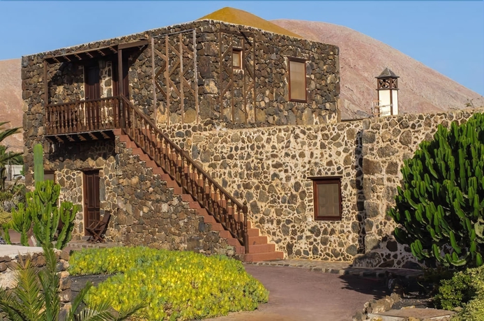 Imagen general del Hotel Rural Restaurante Mahoh. Foto 6