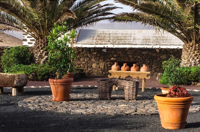 Imagen general del Hotel Rural Restaurante Mahoh. Foto 7