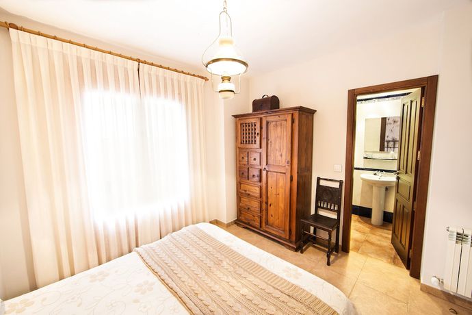 Imagen de la habitación del Hotel Rural Restaurante Quintanares. Foto 8