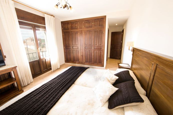 Imagen de la habitación del Hotel Rural Restaurante Quintanares. Foto 10