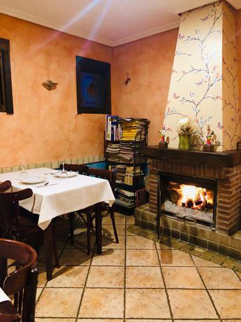 Imagen del bar/restaurante del Hotel Rural Rey Chindasvinto. Foto 3