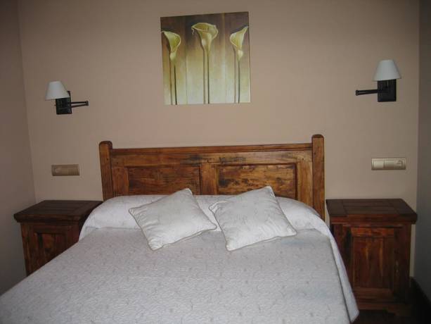Imagen de la habitación del Hotel Rural Robles. Foto 10