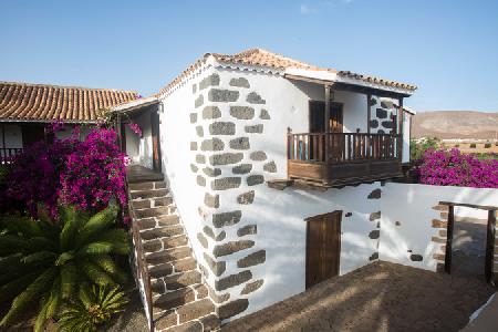 Imagen de los exteriores del Hotel Rural Rugama. Foto 13