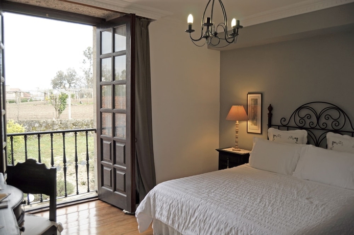 Imagen de la habitación del Hotel Rural Rusticae Casa A Pedreira. Foto 8