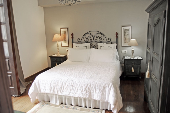 Imagen de la habitación del Hotel Rural Rusticae Casa A Pedreira. Foto 12