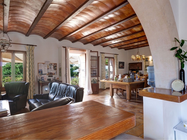 Imagen de los interiores del Hotel Rural S'Hort des Tur&Atilde;&sup3;. Foto 13