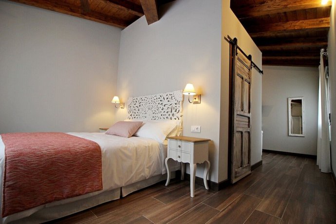 Imagen de la habitación del Hotel Rural San Giles. Foto 16