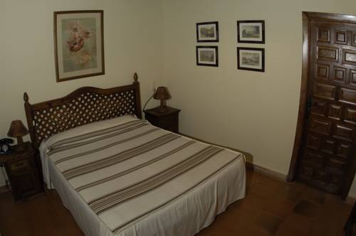 Imagen de la habitación del Hotel Rural San Roque, Pitres ( Alpujarra ). Foto 2