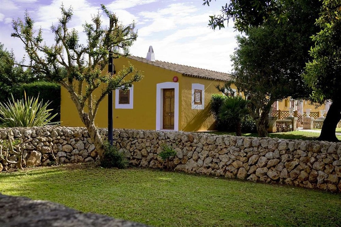 Imagen de los exteriores del Hotel Rural Sant Ignasi. Foto 13