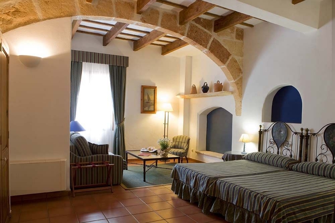 Imagen de la habitación del Hotel Rural Sant Ignasi. Foto 7