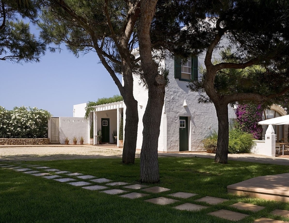 Imagen de los interiores del Hotel Rural Sant Joan De Binissaida. Foto 19