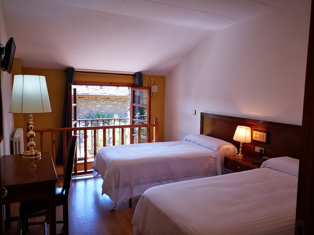 Imagen de la habitación del Hotel Rural Santa Bàrbara De La Vall D'ordino. Foto 4