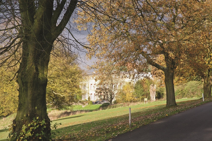 Imagen de los exteriores del Hotel Rural Shrigley Hall and Spa. Foto 10