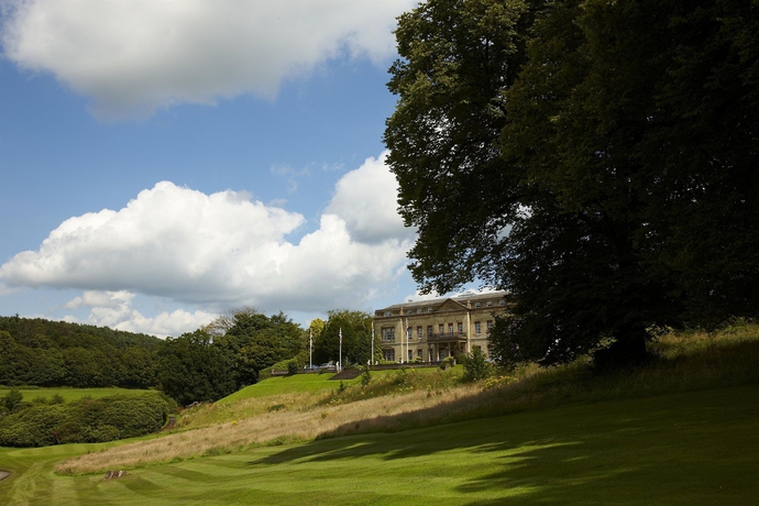 Imagen de los exteriores del Hotel Rural Shrigley Hall and Spa. Foto 11