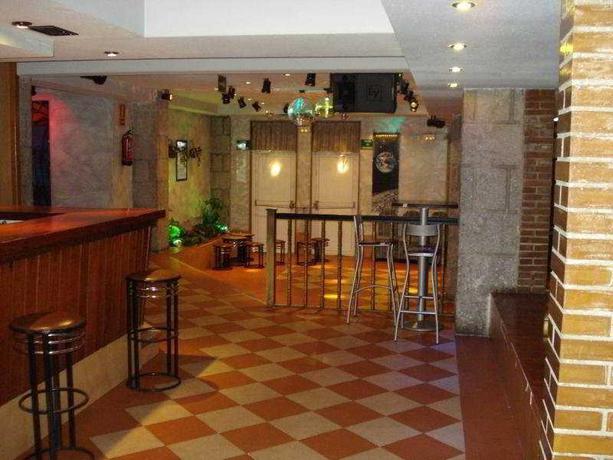 Imagen del bar/restaurante del Hotel Rural Sierra Oriente. Foto 2