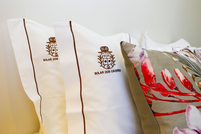 Imagen de la habitación del Hotel Rural Solar Dos Cáceres. Foto 4