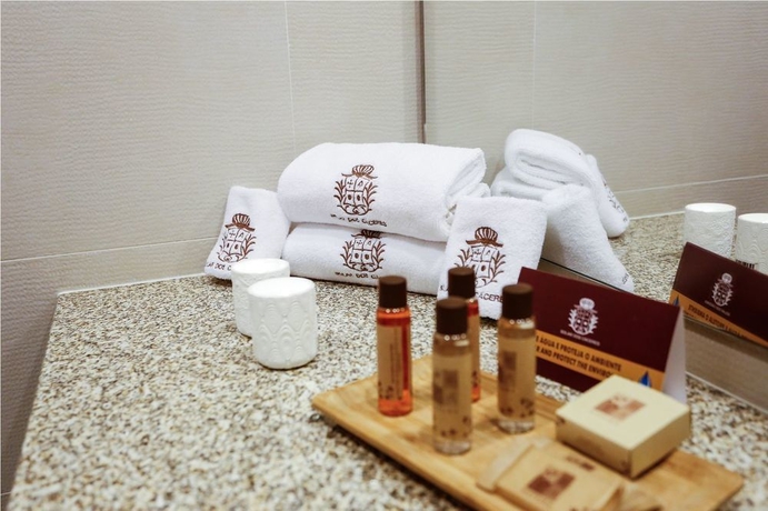 Imagen de la habitación del Hotel Rural Solar Dos Cáceres. Foto 5