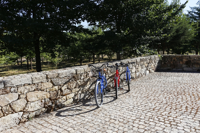 Imagen de los exteriores del Hotel Rural Solar Dos Cáceres. Foto 11