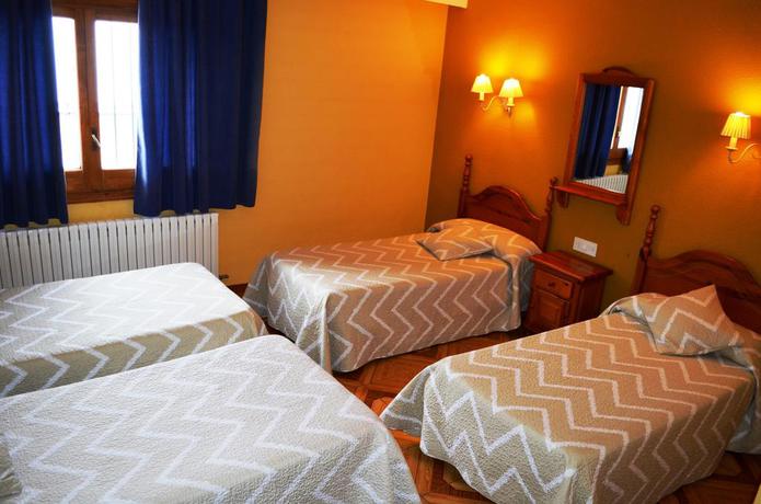 Imagen de la habitación del Hotel Rural Suiza, Bronchales . Foto 3