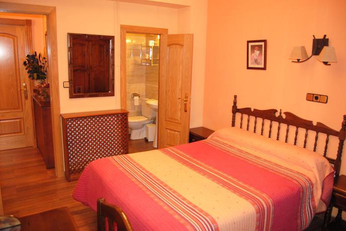 Imagen de la habitación del Hotel Rural Suiza, Bronchales . Foto 7