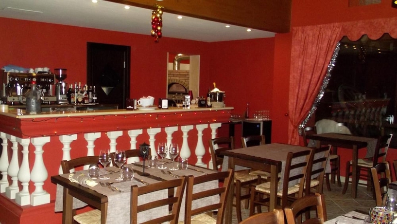 Imagen del bar/restaurante del Hotel Rural Tenuta Del Vecchio Mulino. Foto 4