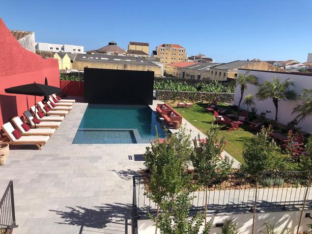 Imagen de la piscina del Hotel Rural The Farm - Azores Boutique House. Foto 17