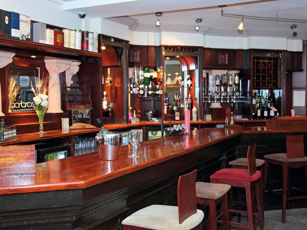 Imagen del bar/restaurante del Hotel Rural The Lymm. Foto 2