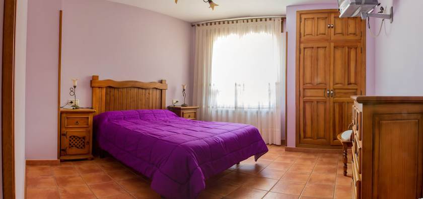 Imagen de la habitación del Hotel Rural Tirontillana. Foto 2