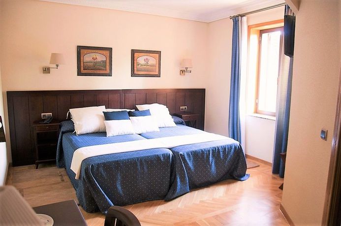 Imagen de la habitación del Hotel Rural Torreblanca. Foto 7