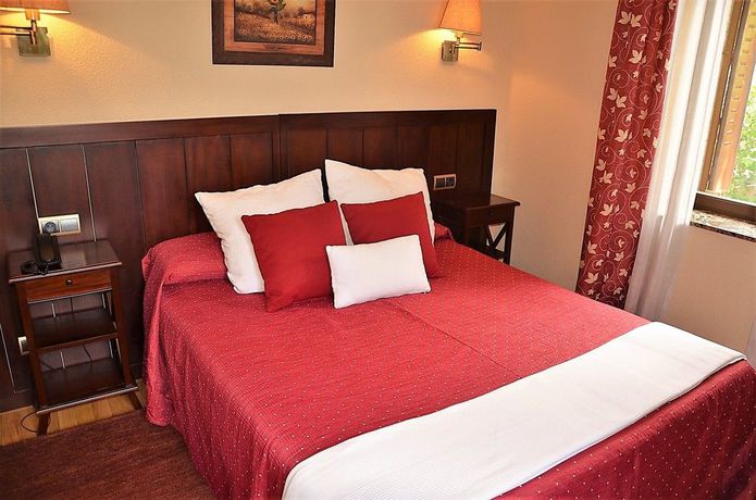 Imagen de la habitación del Hotel Rural Torreblanca, Guadarrama. Foto 6