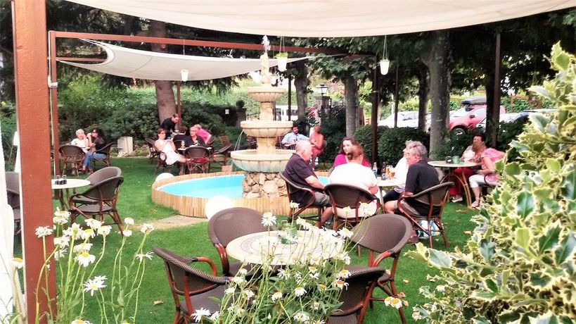 Imagen de los exteriores del Hotel Rural Torreblanca, Guadarrama. Foto 11