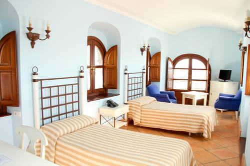 Imagen de la habitación del Hotel Rural Tugasa Castillo De Castellar. Foto 7