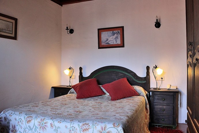 Imagen de la habitación del Hotel Rural Valleoscuru. Foto 7