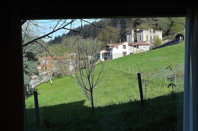Imagen de la habitación del Hotel Rural Valleoscuru. Foto 15