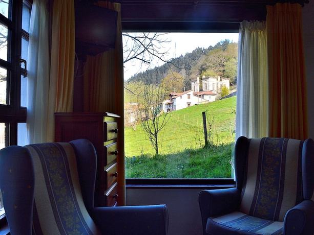 Imagen de la habitación del Hotel Rural Valleoscuru. Foto 16