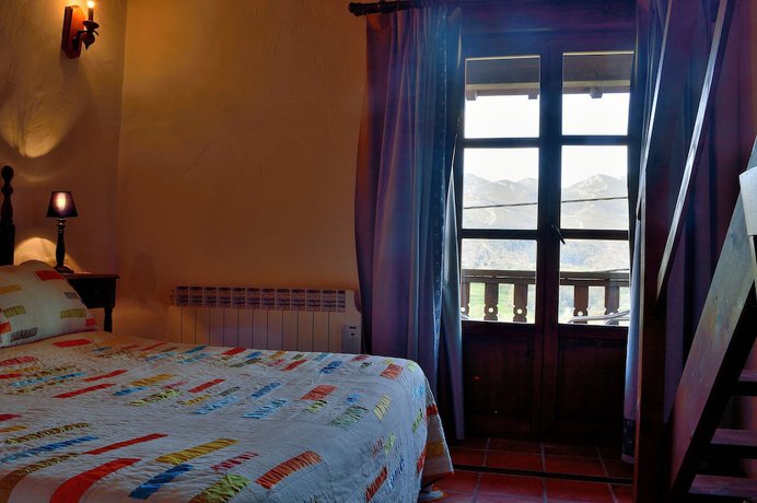 Imagen de la habitación del Hotel Rural Valleoscuru. Foto 18