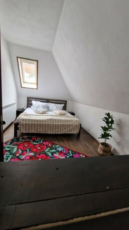 Imagen de la habitación del Hotel Rural Vatra Boiereasca. Foto 13