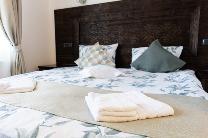 Imagen de la habitación del Hotel Rural Vatra Boiereasca. Foto 15