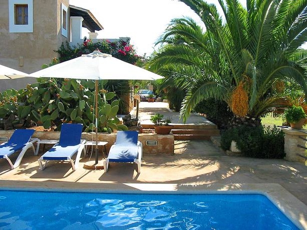 Imagen de los exteriores del Hotel Rural Villa Can Sam. Foto 3